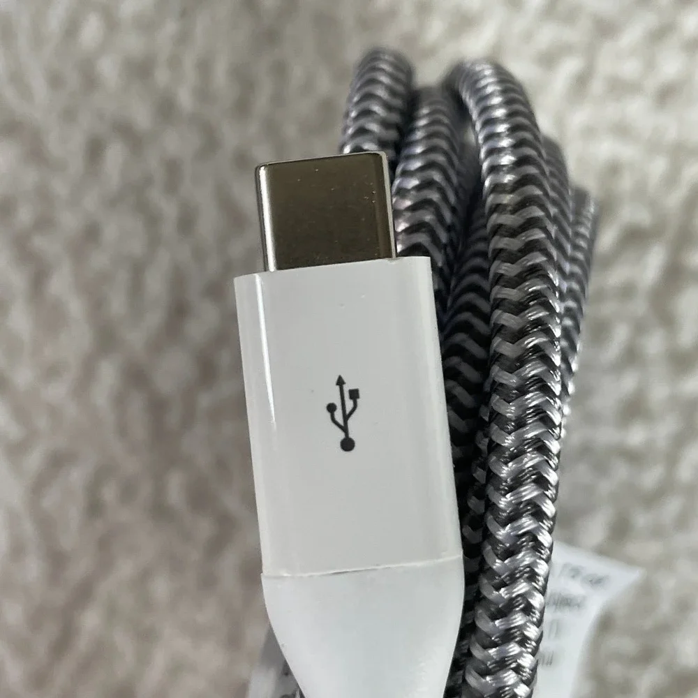Auto Drive 6ft Charging‎ Cable Silver 90 Degree 8 pin connector to USB-C Braided
